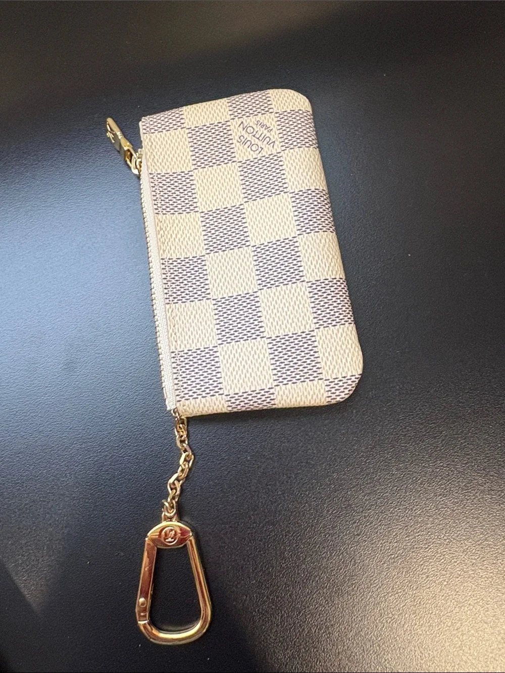 Never worn Louis Vuitton keys and card holder pouch authentic with box and bag